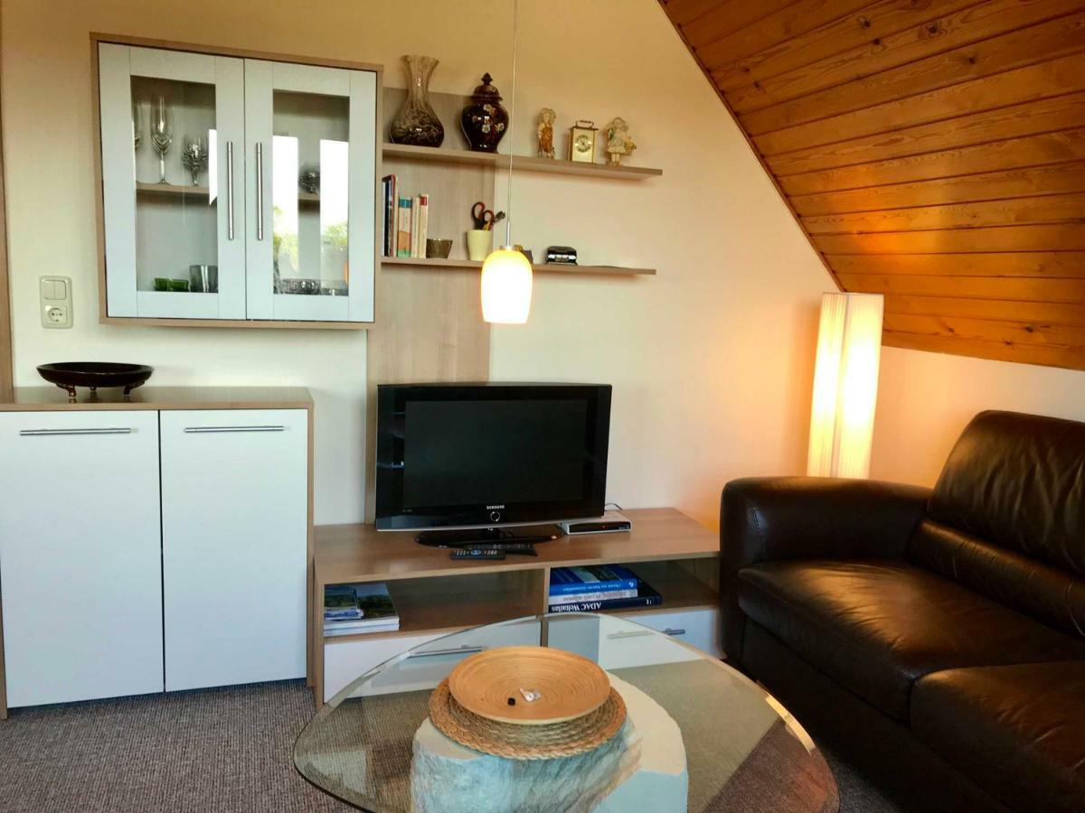 Mal Steinbock _ Ferienwohnung Anni Malente Esterno foto